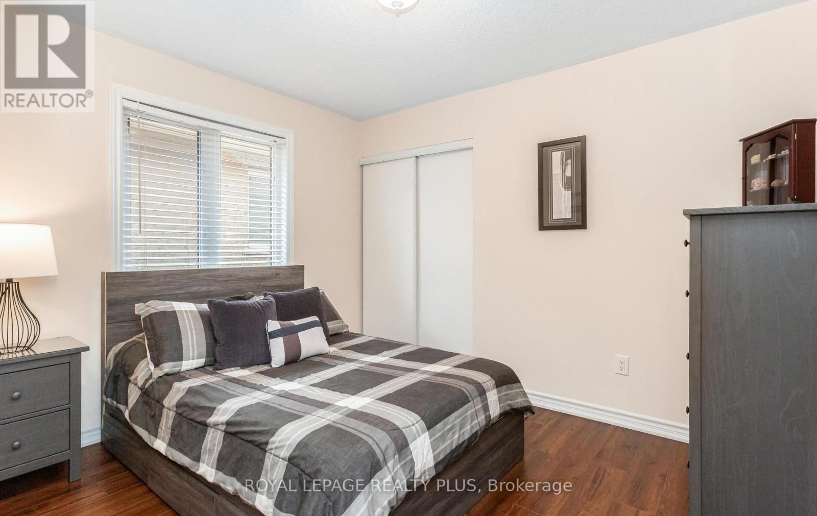 












17 DADEN OAKS DRIVE

,
Brampton,




Ontario
L6P3R7

