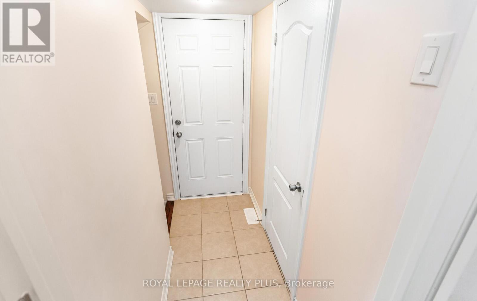 












17 DADEN OAKS DRIVE

,
Brampton,




Ontario
L6P3R7

