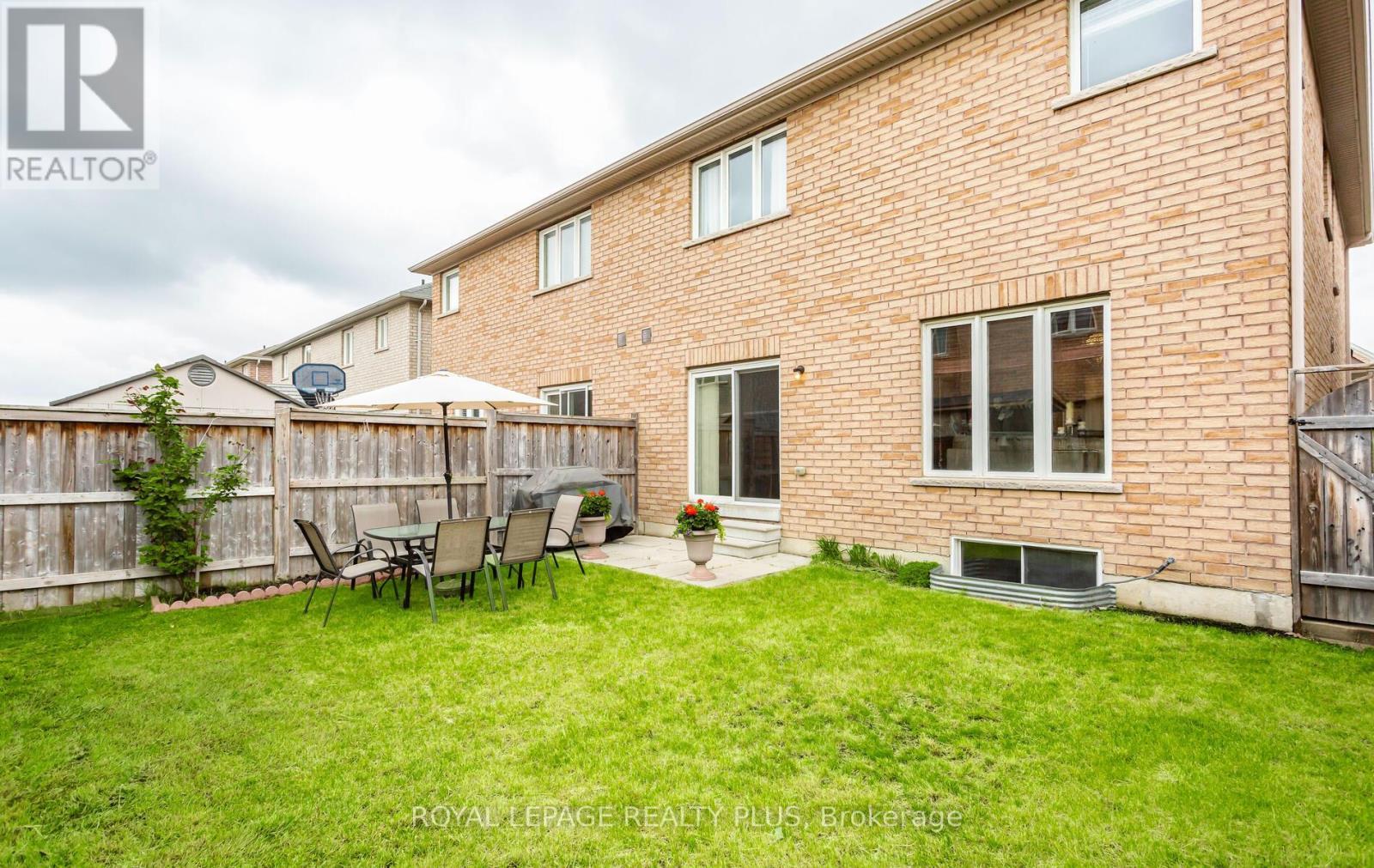 












17 DADEN OAKS DRIVE

,
Brampton,




Ontario
L6P3R7

