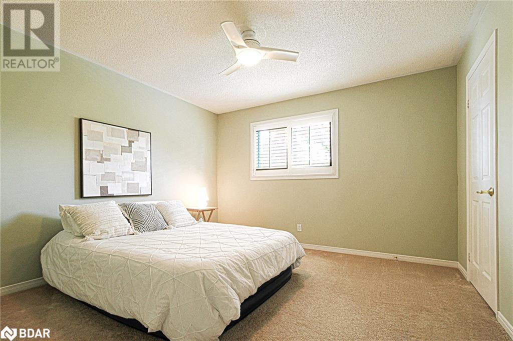 












1291 ROSEBERRY Crescent

,
Oakville,




Ontario
L6M1W2

