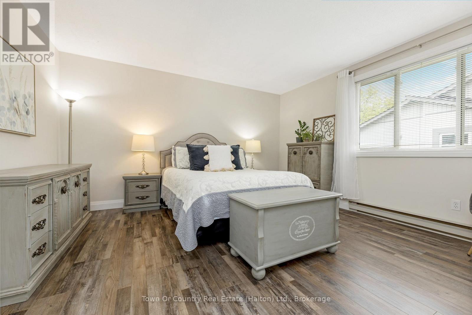 












26 - 278 WILSON DRIVE

,
Milton (DP Dorset Park),




Ontario
L9T3K2

