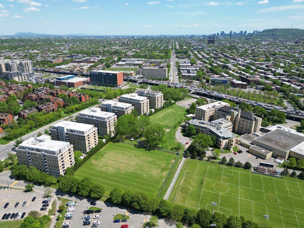









8580


Rue Raymond-Pelletier

, 508,
Montréal (Ahuntsic-Cartierville),




QC
H2M2W7

