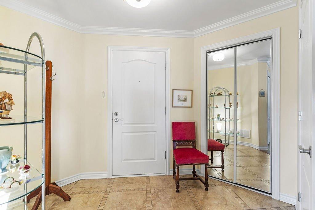 









8580


Rue Raymond-Pelletier

, 508,
Montréal (Ahuntsic-Cartierville),




QC
H2M2W7

