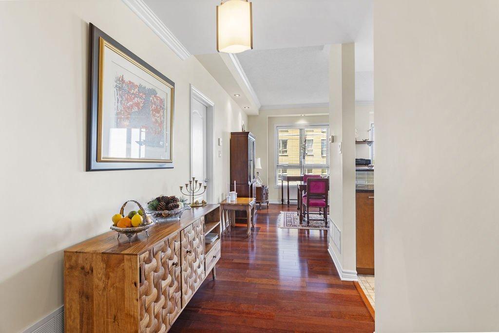 









8580


Rue Raymond-Pelletier

, 508,
Montréal (Ahuntsic-Cartierville),




QC
H2M2W7

