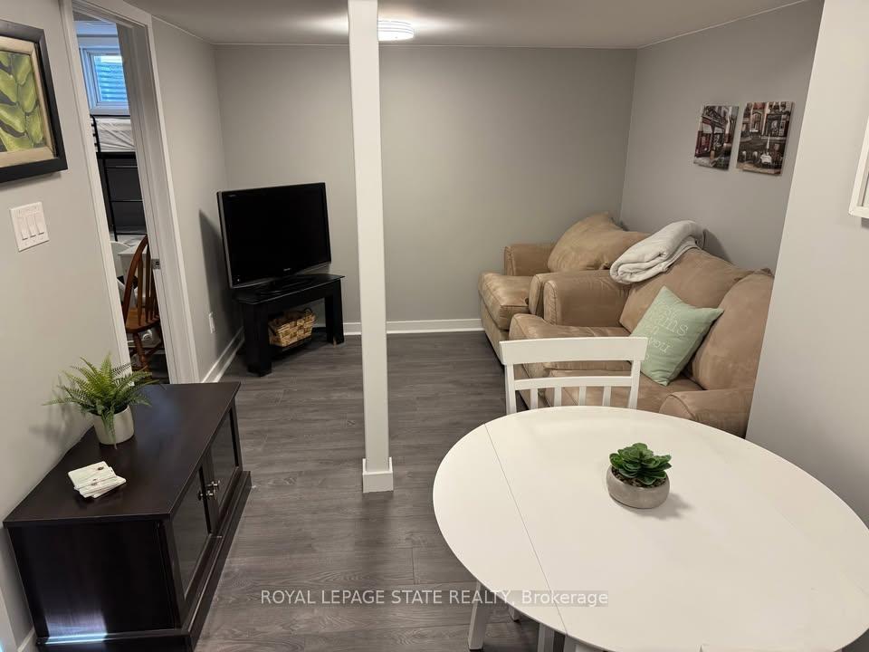 









348


Springbrook

Avenue, bsmt,
Hamilton,




ON
L9K 0K3

