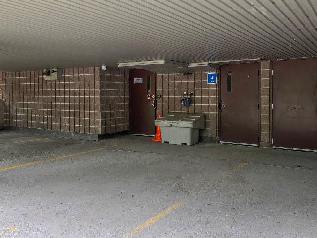 









232


Boul. Alexandre-Taché

, 303,
Hull (Gatineau),




QC
J9J1L4

