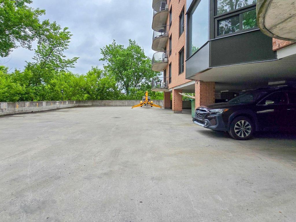 









232


Boul. Alexandre-Taché

, 303,
Hull (Gatineau),




QC
J9J1L4

