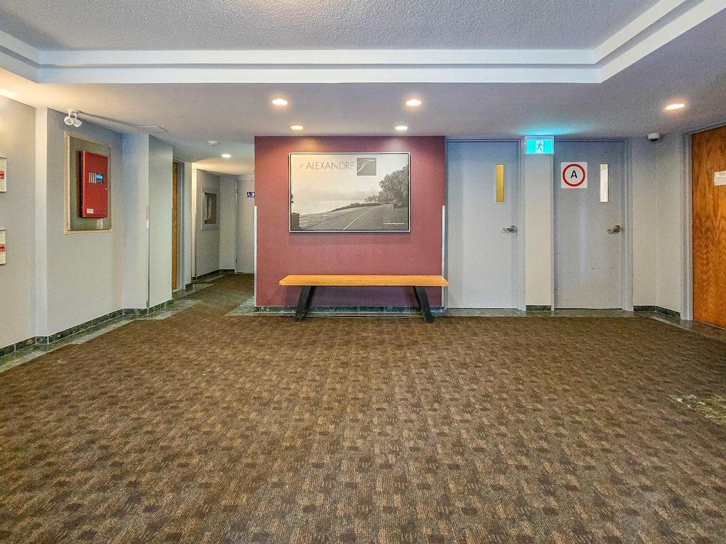 









232


Boul. Alexandre-Taché

, 303,
Hull (Gatineau),




QC
J9J1L4

