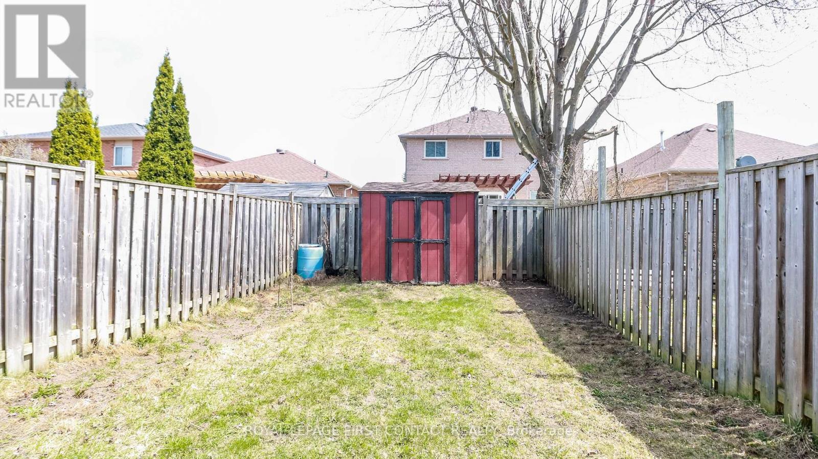 












13 LEE CRESCENT

,
Barrie,




Ontario
L4N9Z5

