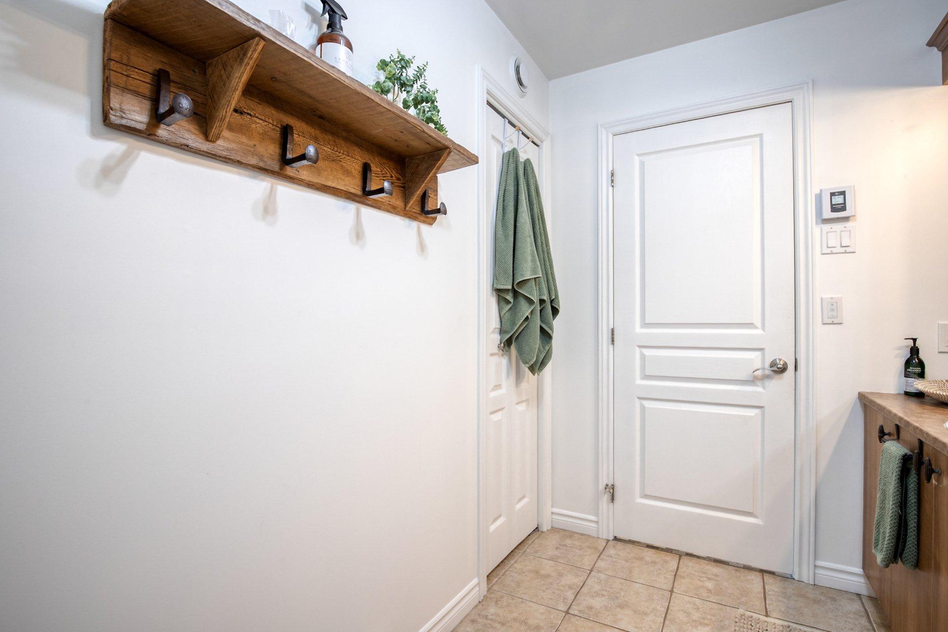 









339


Rue Henri-Paul-Forest

,
Sainte-Hélène-de-Bagot,




QC
J0H1M0

