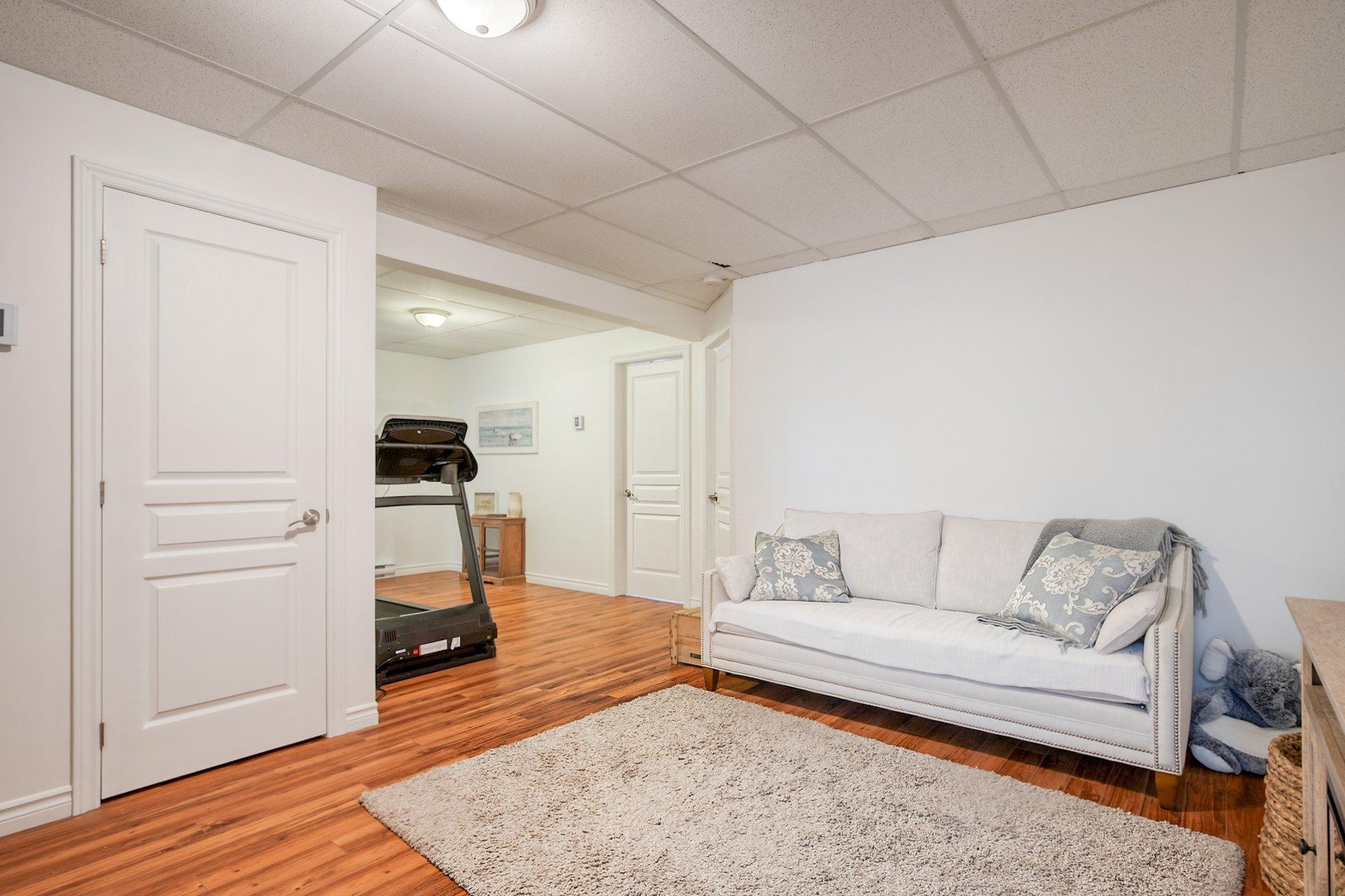 









339


Rue Henri-Paul-Forest

,
Sainte-Hélène-de-Bagot,




QC
J0H1M0

