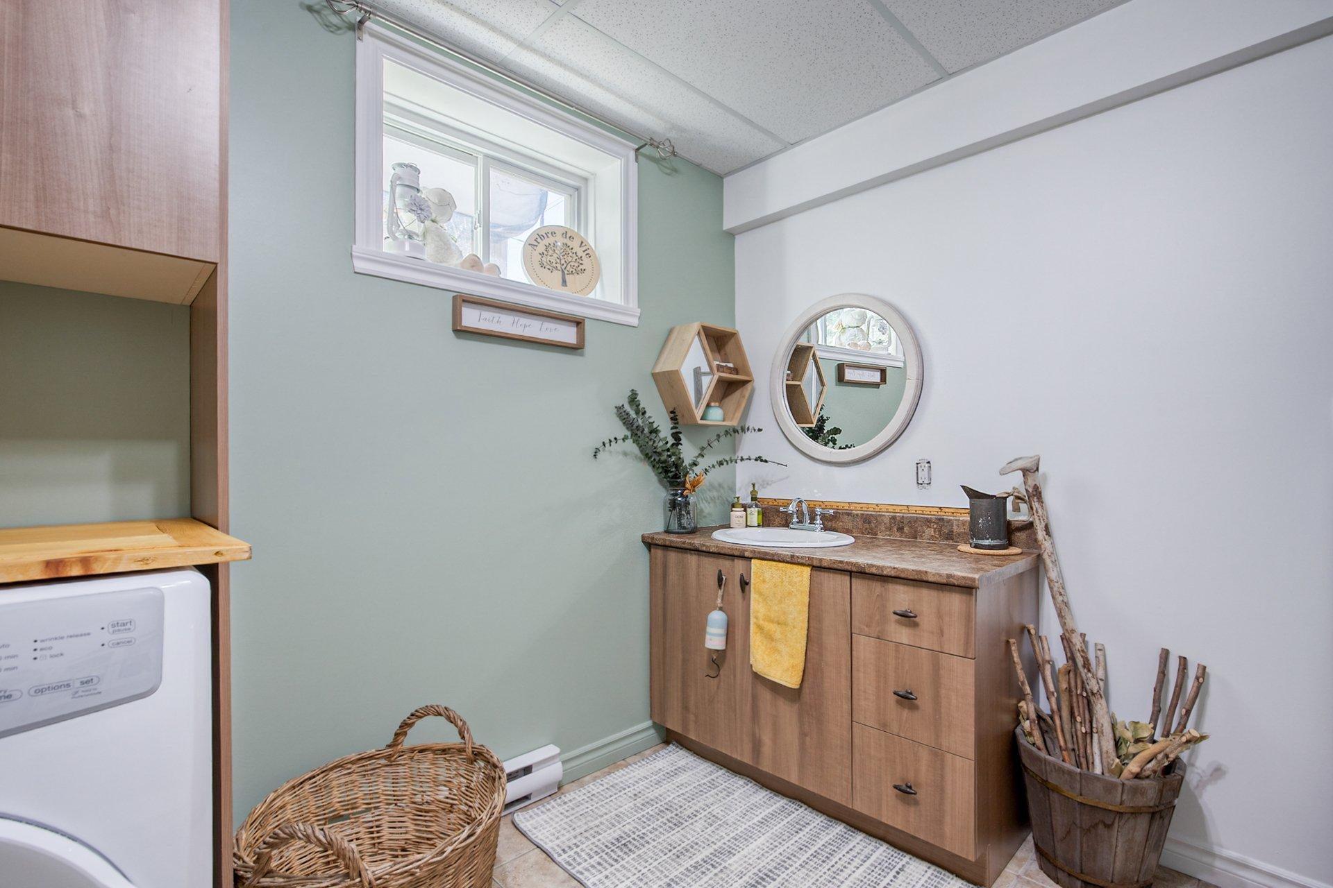 









339


Rue Henri-Paul-Forest

,
Sainte-Hélène-de-Bagot,




QC
J0H1M0

