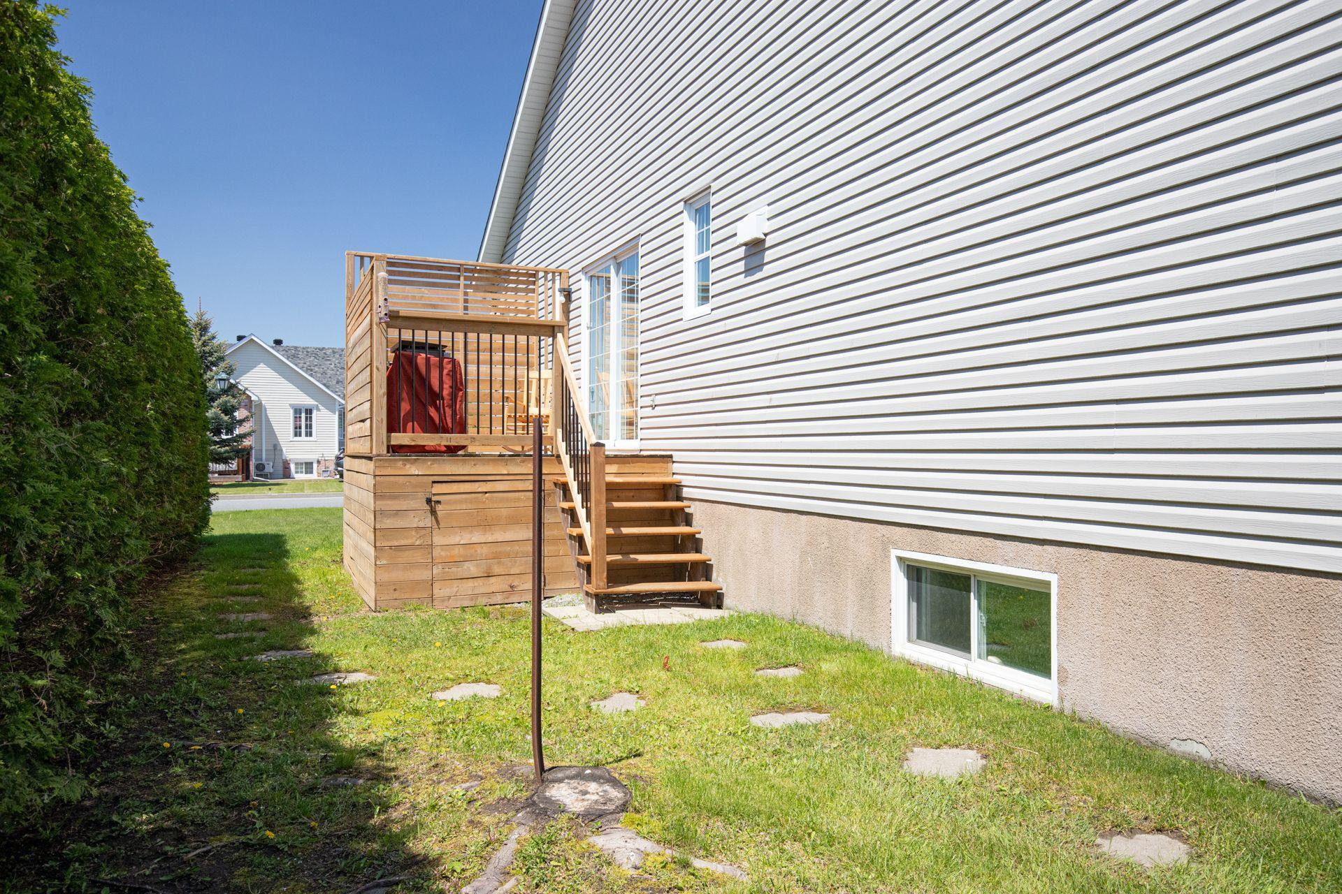 









339


Rue Henri-Paul-Forest

,
Sainte-Hélène-de-Bagot,




QC
J0H1M0


