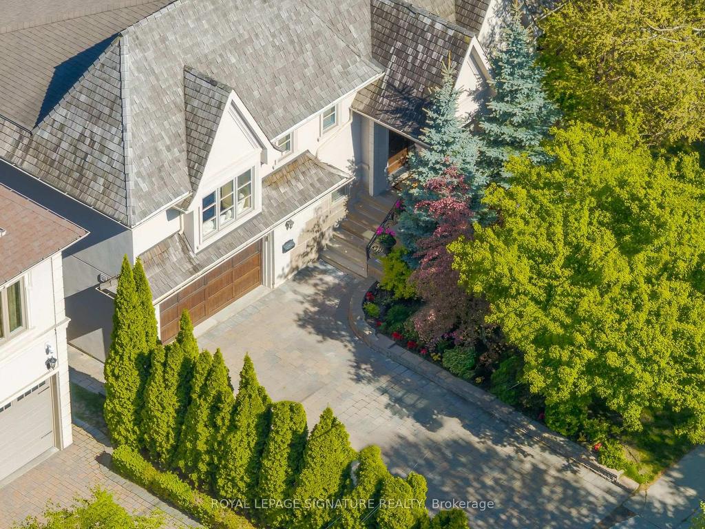 









43


Fenn

Avenue,
Toronto,




ON
M2L 1M7

