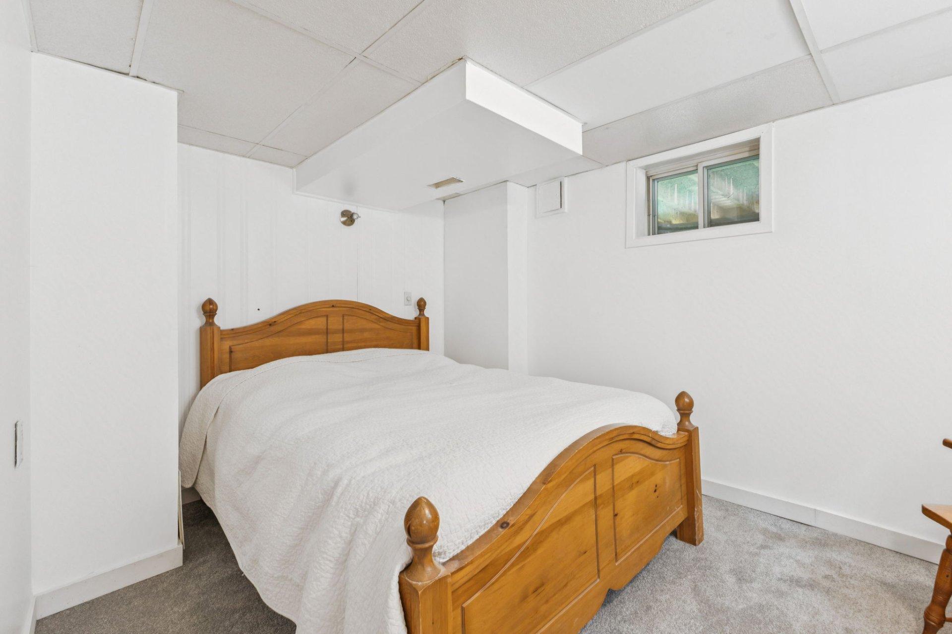 









20


Rue St-Josaphat

,
Gatineau (Gatineau),




QC
J8T3C8

