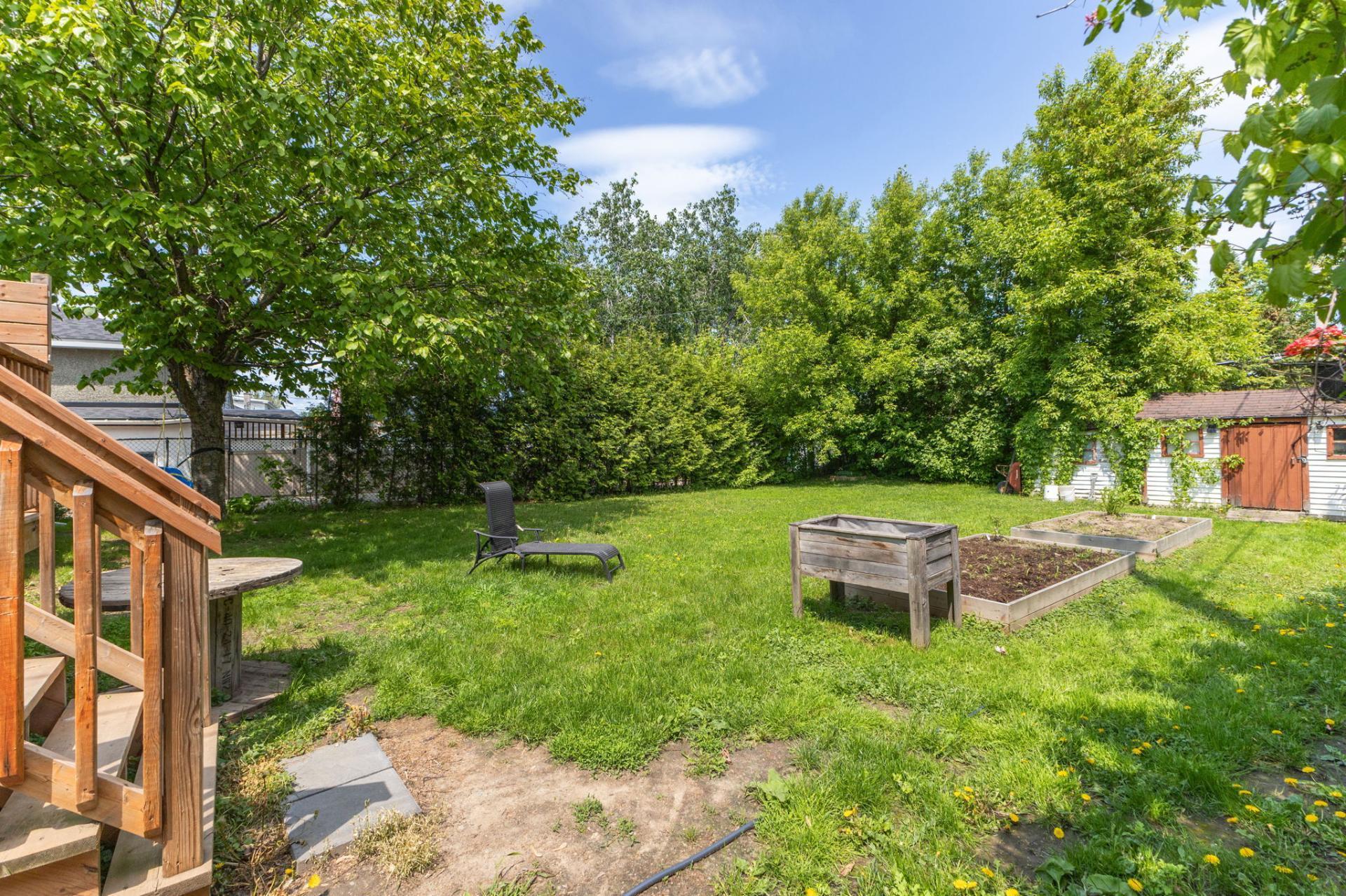 









20


Rue St-Josaphat

,
Gatineau (Gatineau),




QC
J8T3C8

