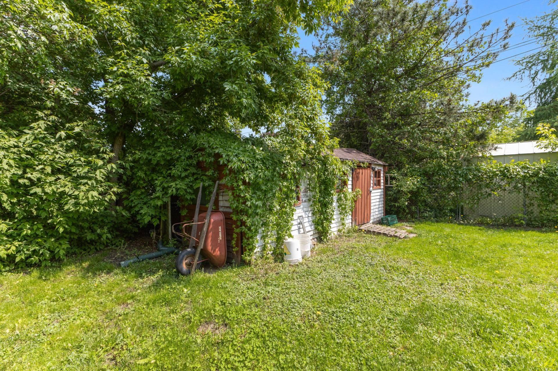 









20


Rue St-Josaphat

,
Gatineau (Gatineau),




QC
J8T3C8

