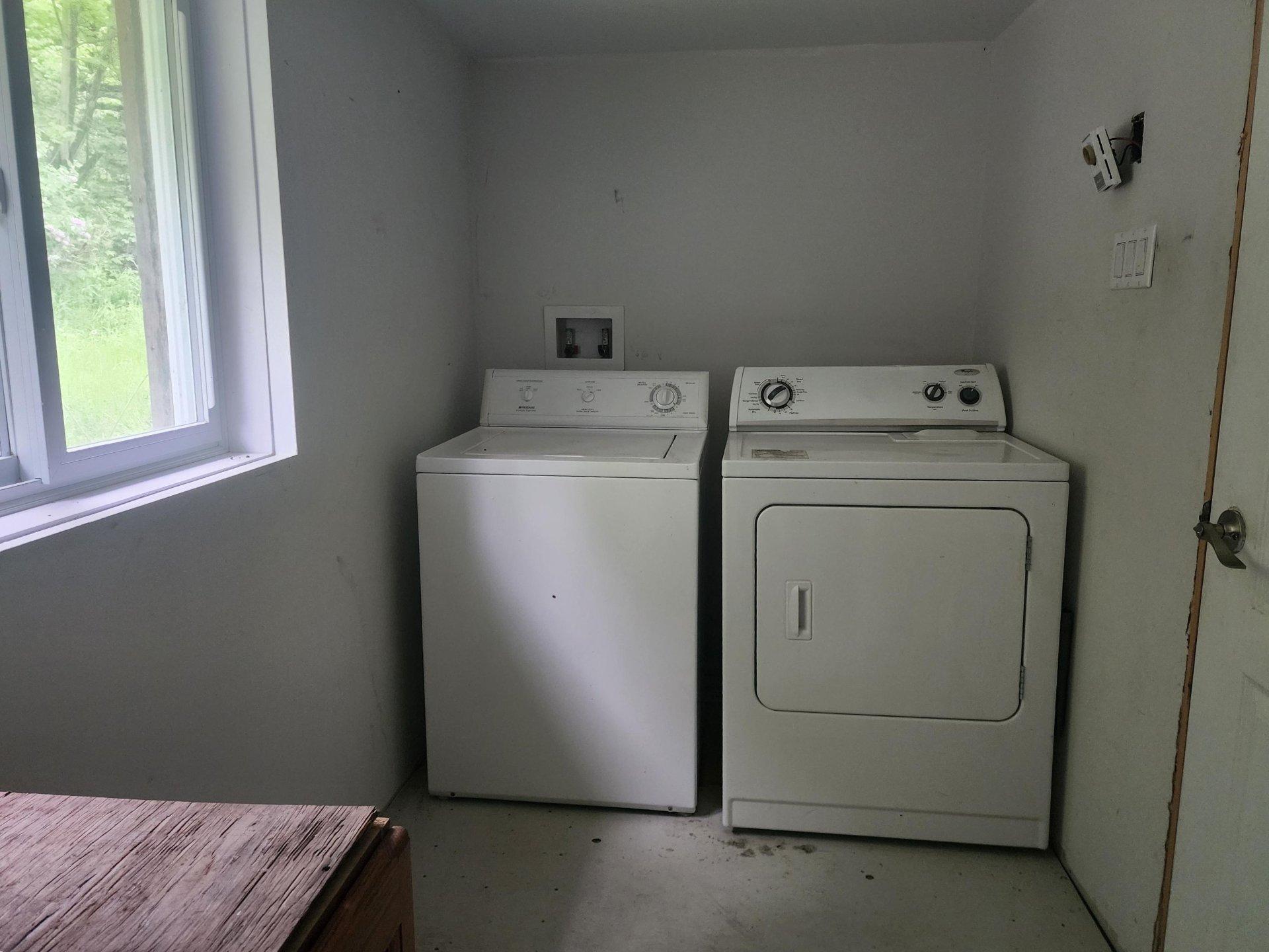









119

 - 129


Ch. Pontbriand

,
La Pêche,




QC
J0X3K0

