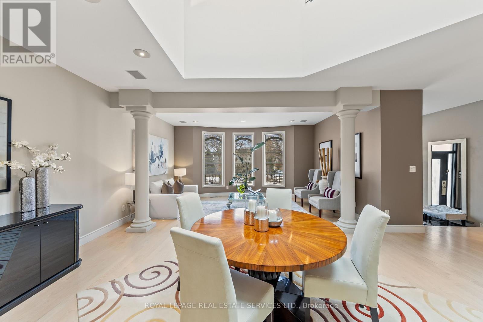 












477 OLD ORCHARD GROVE

,
Toronto,




Ontario
M5M2G3

