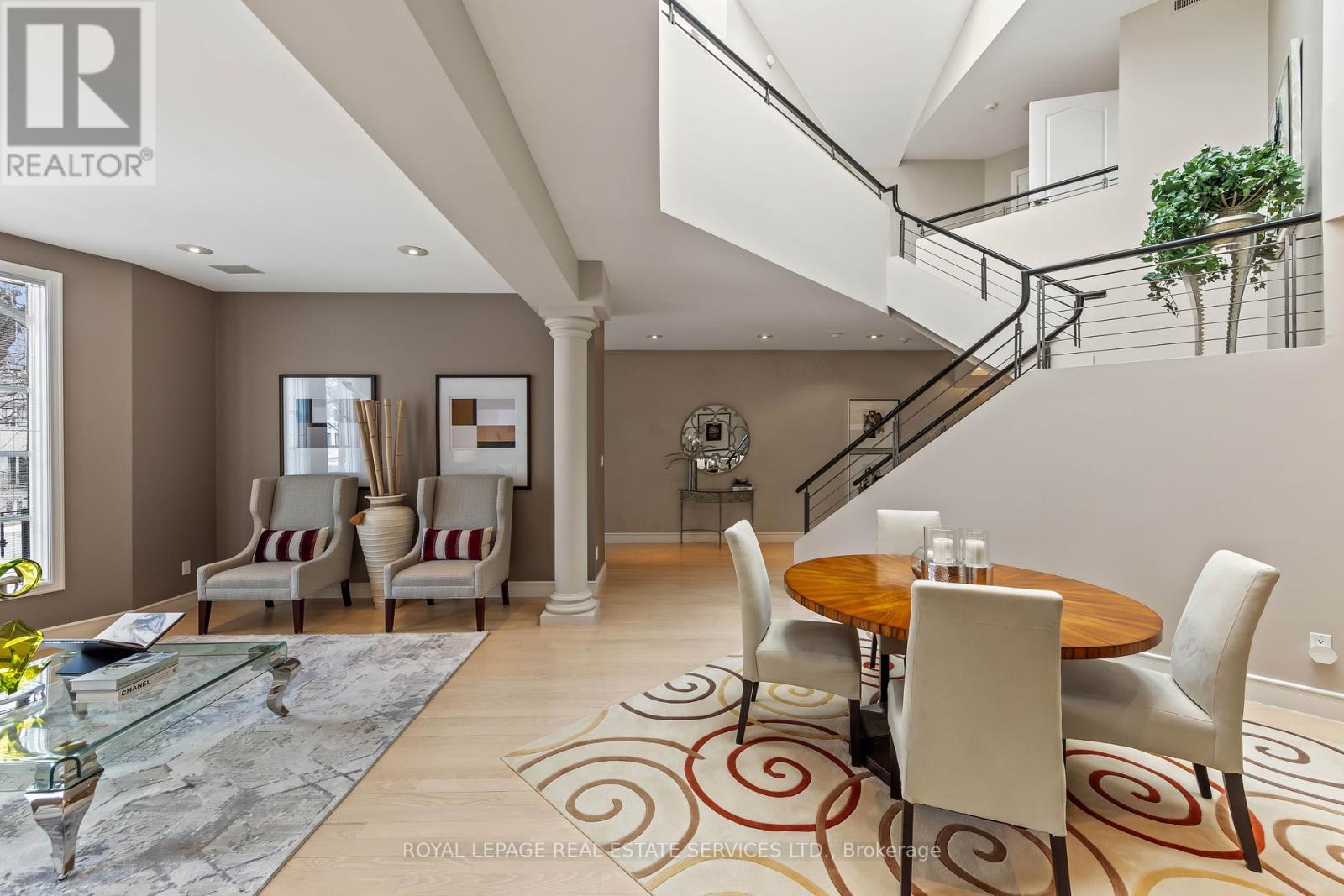 












477 OLD ORCHARD GROVE

,
Toronto,




Ontario
M5M2G3


