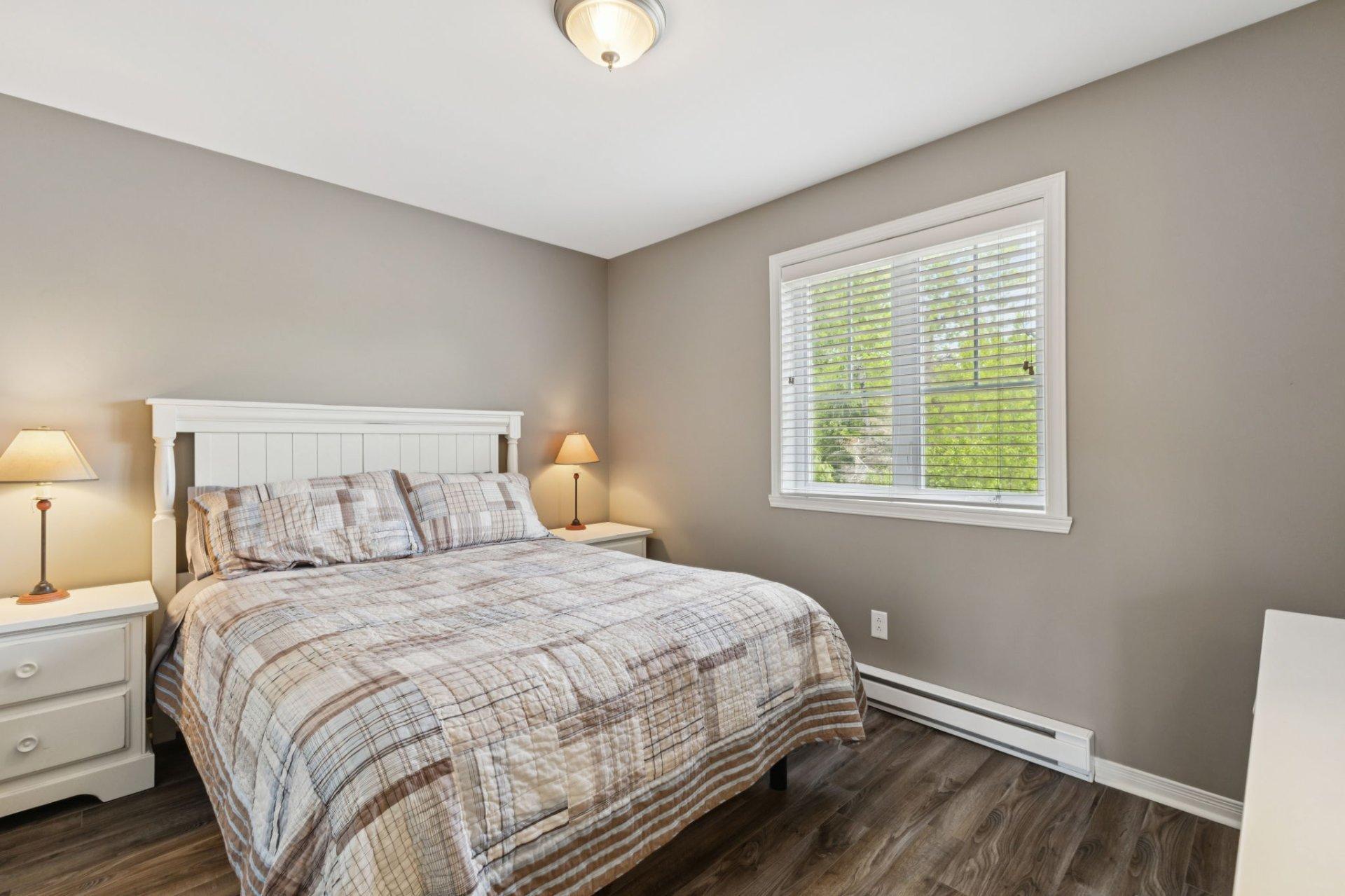 









1812


Ch. du Golf

,
Mont-Tremblant,




QC
J8E2K6

