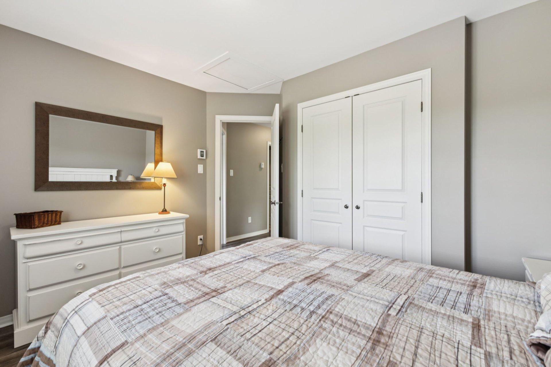 









1812


Ch. du Golf

,
Mont-Tremblant,




QC
J8E2K6

