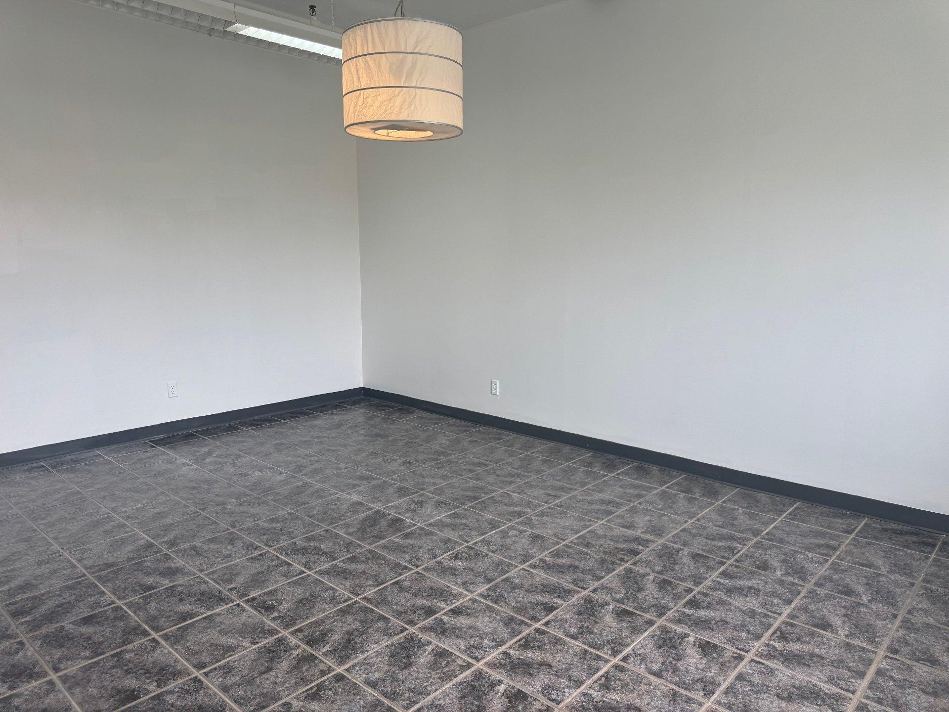 









915


Rue Aubry

,
Saint-Jean-sur-Richelieu,




QC
J3B2H8

