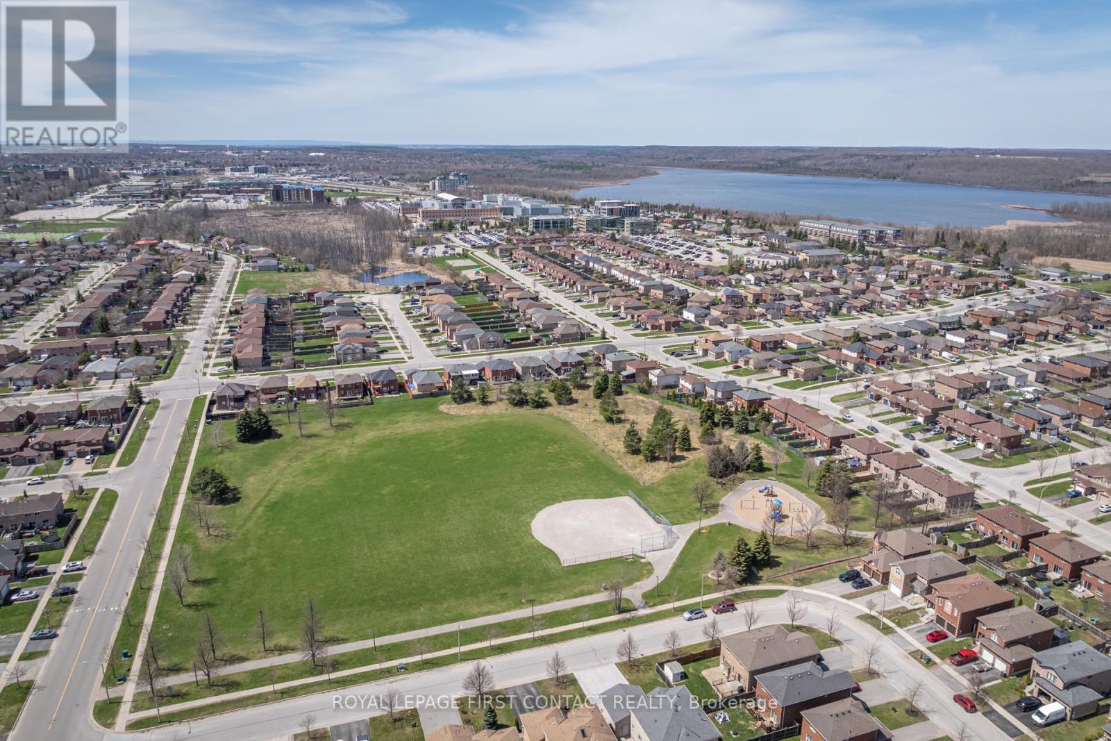 












60 WILLIAM PADDISON DRIVE

,
Barrie,




Ontario
L4M0G4

