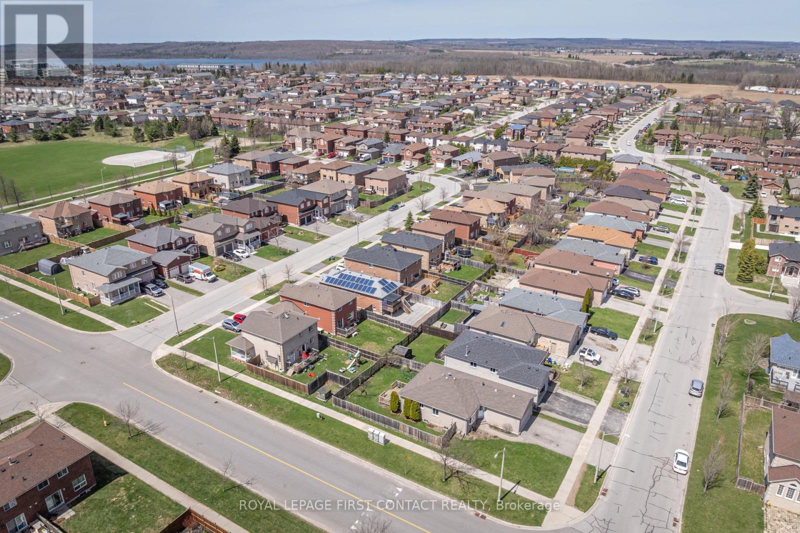 












60 WILLIAM PADDISON DRIVE

,
Barrie,




Ontario
L4M0G4

