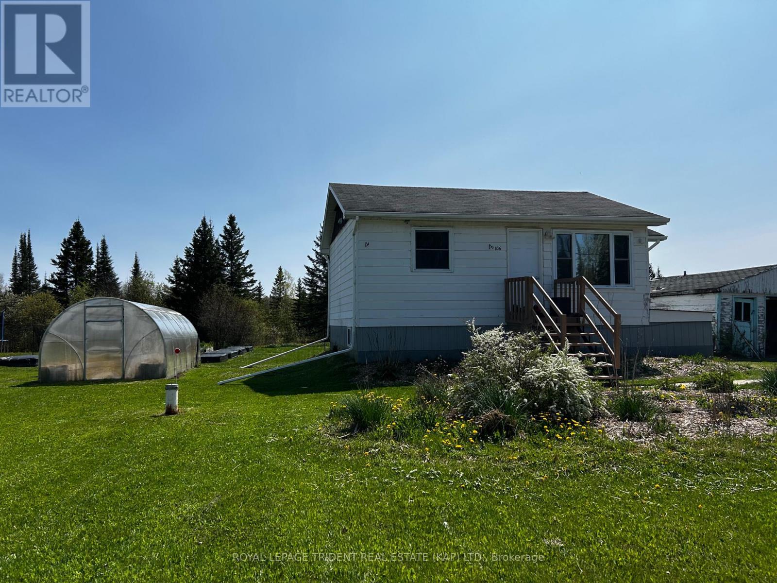 












106 MITCHELL ROAD

,
Kapuskasing,




Ontario
P5N2X8

