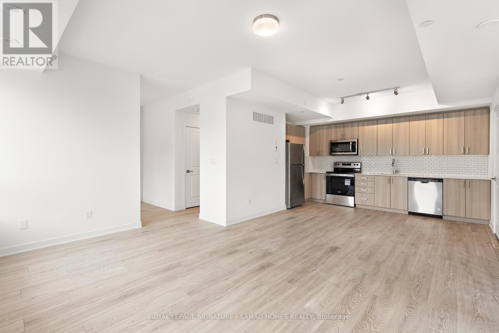 












26 - 4035 HICKORY DRIVE

,
Mississauga,




Ontario
L4W1L1

