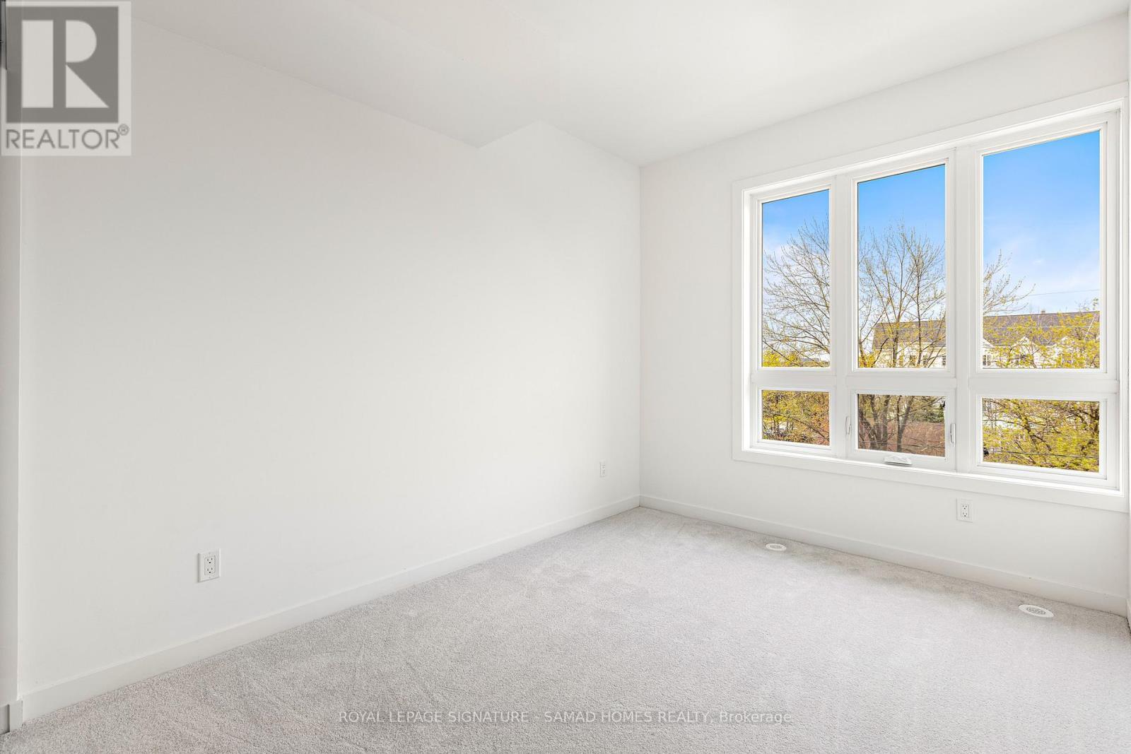












26 - 4035 HICKORY DRIVE

,
Mississauga,




Ontario
L4W1L1

