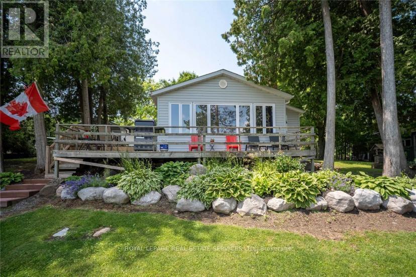 












2365 SELWYN BAY LANE

,
Selwyn,




Ontario
K0L2H0

