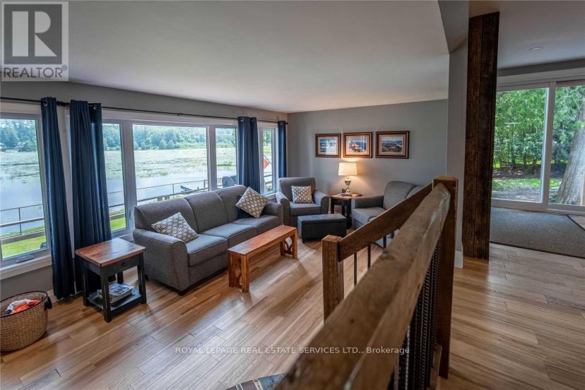 












2365 SELWYN BAY LANE

,
Selwyn,




Ontario
K0L2H0

