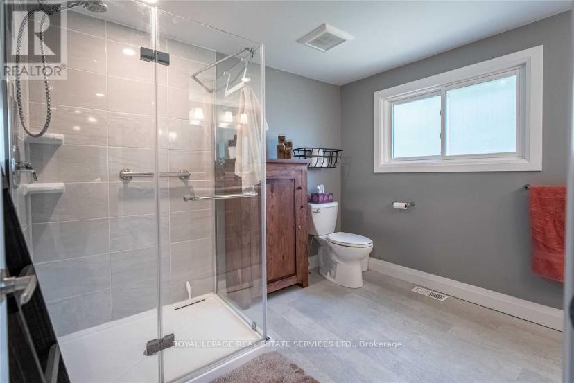 












2365 SELWYN BAY LANE

,
Selwyn,




Ontario
K0L2H0

