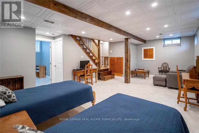 












2365 SELWYN BAY LANE

,
Selwyn,




Ontario
K0L2H0

