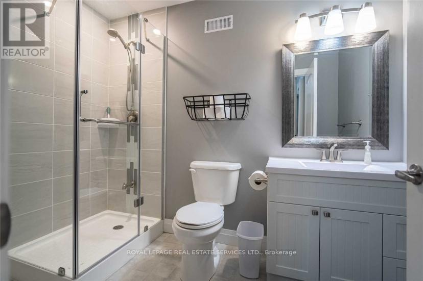 












2365 SELWYN BAY LANE

,
Selwyn,




Ontario
K0L2H0


