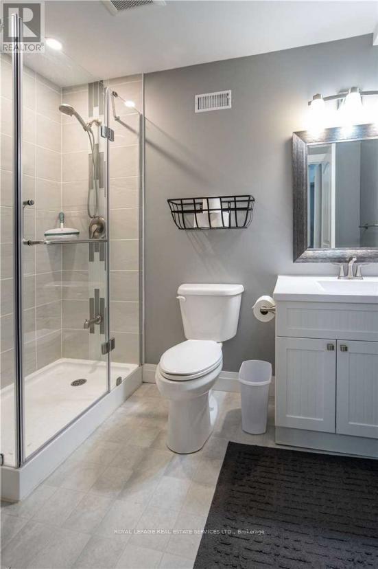 












2365 SELWYN BAY LANE

,
Selwyn,




Ontario
K0L2H0

