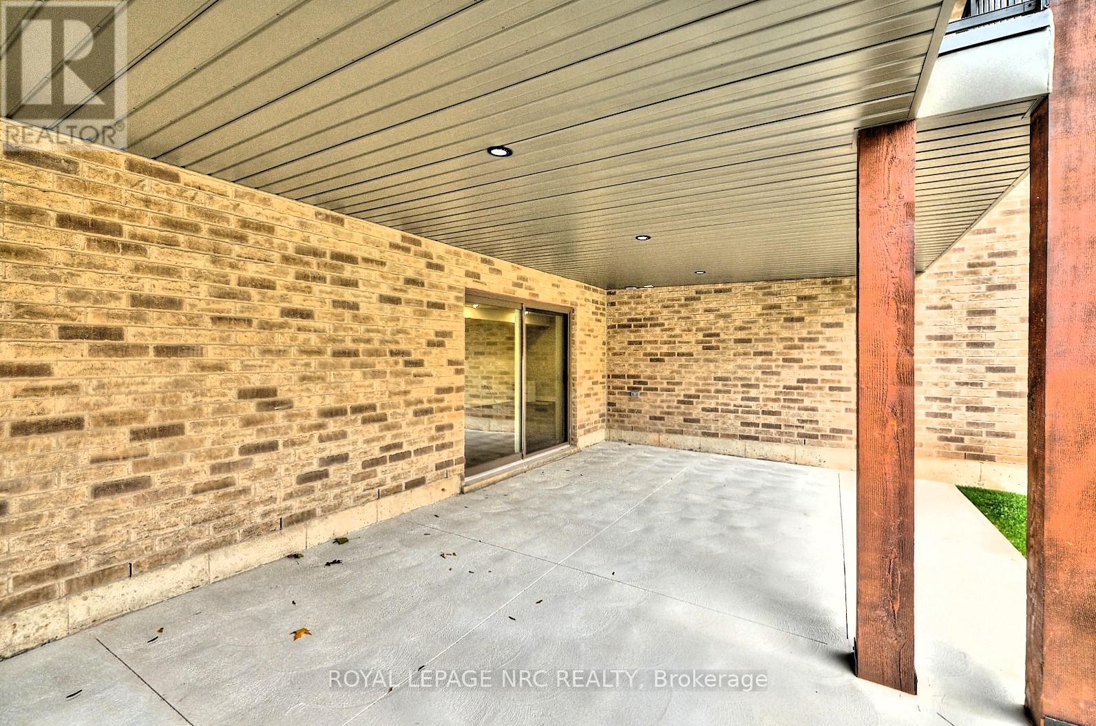 












1125 BALFOUR STREET

,
Pelham (Fenwick),




Ontario
L0S1C0


