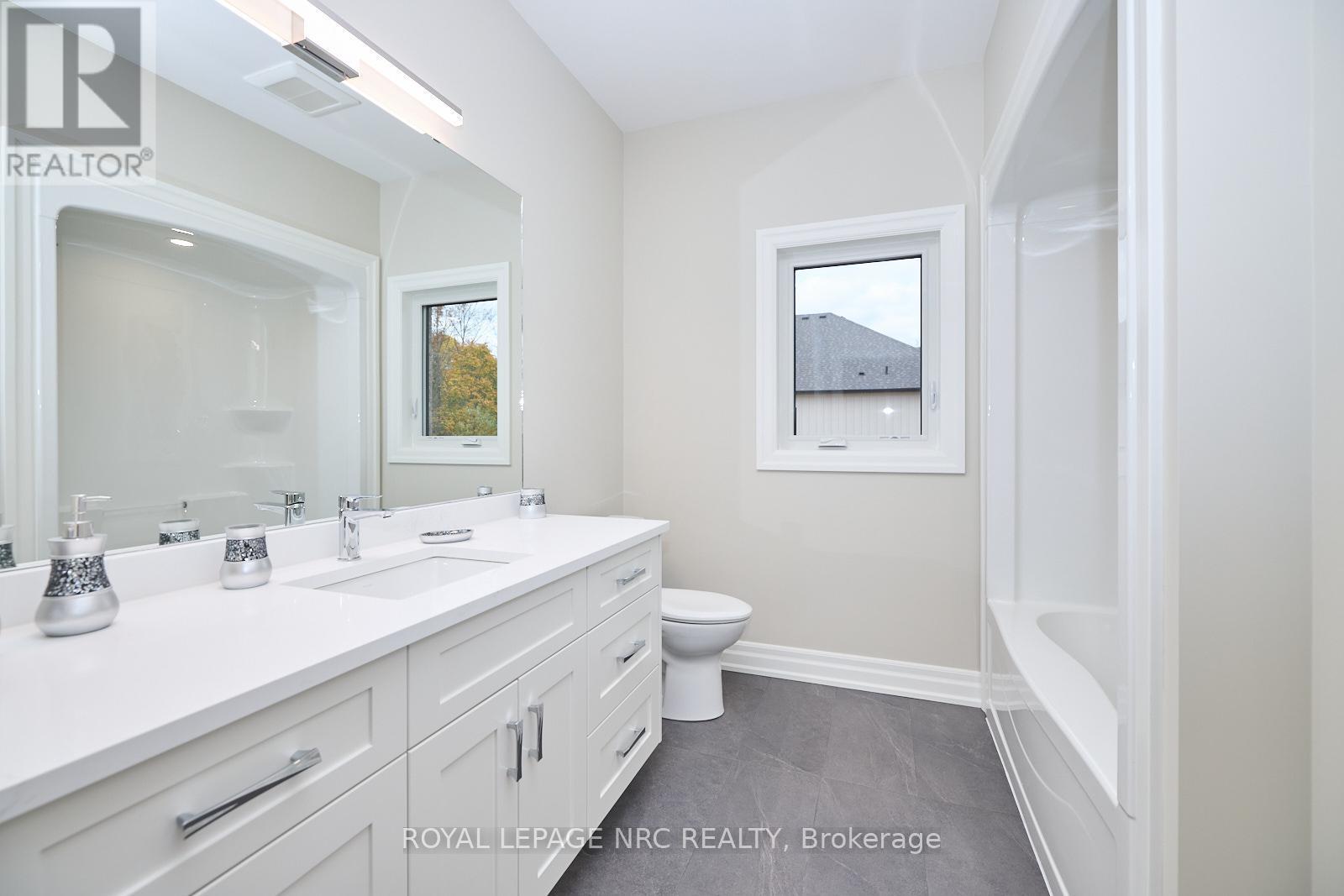 












1125 BALFOUR STREET

,
Pelham (Fenwick),




Ontario
L0S1C0

