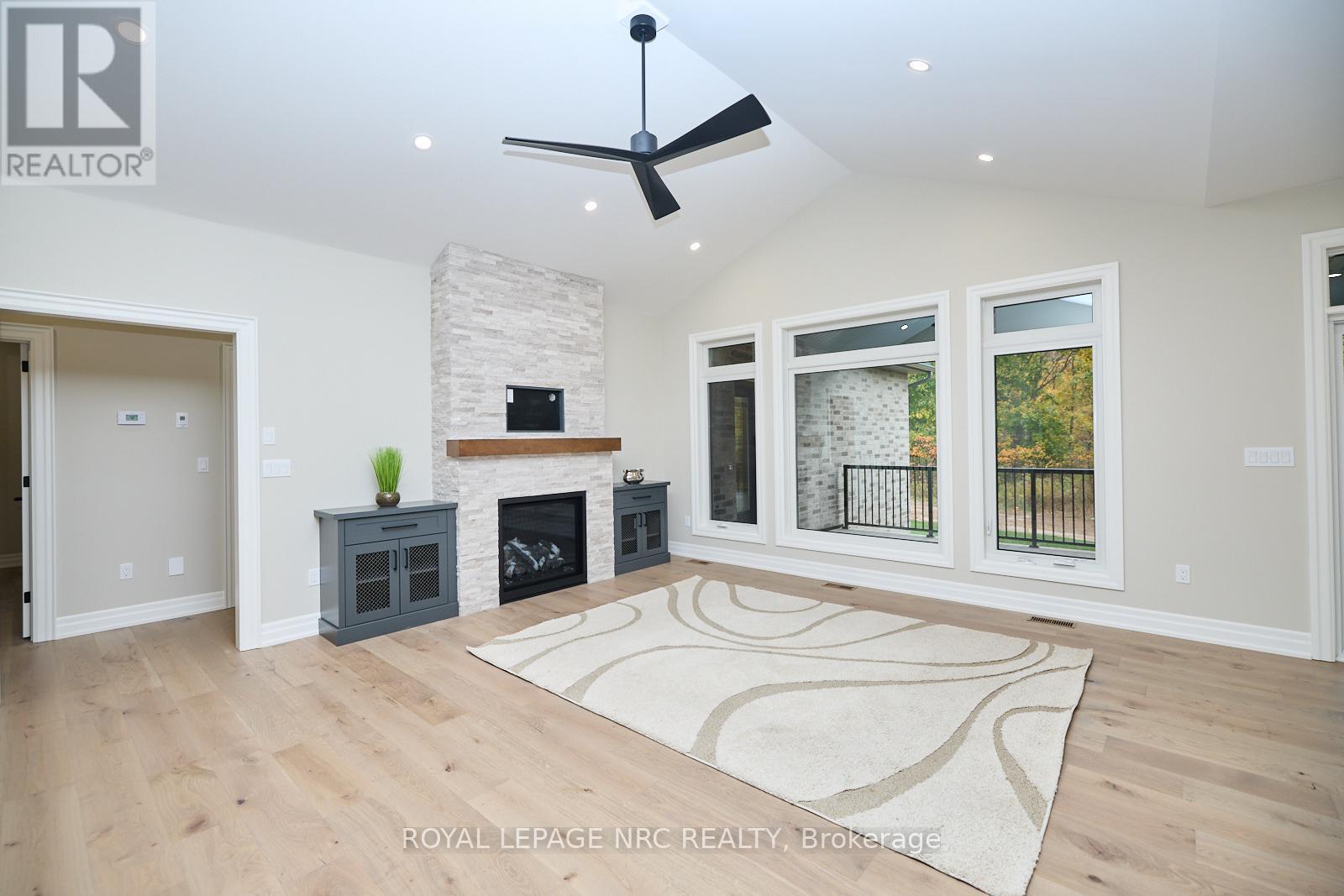 












1125 BALFOUR STREET

,
Pelham (Fenwick),




Ontario
L0S1C0

