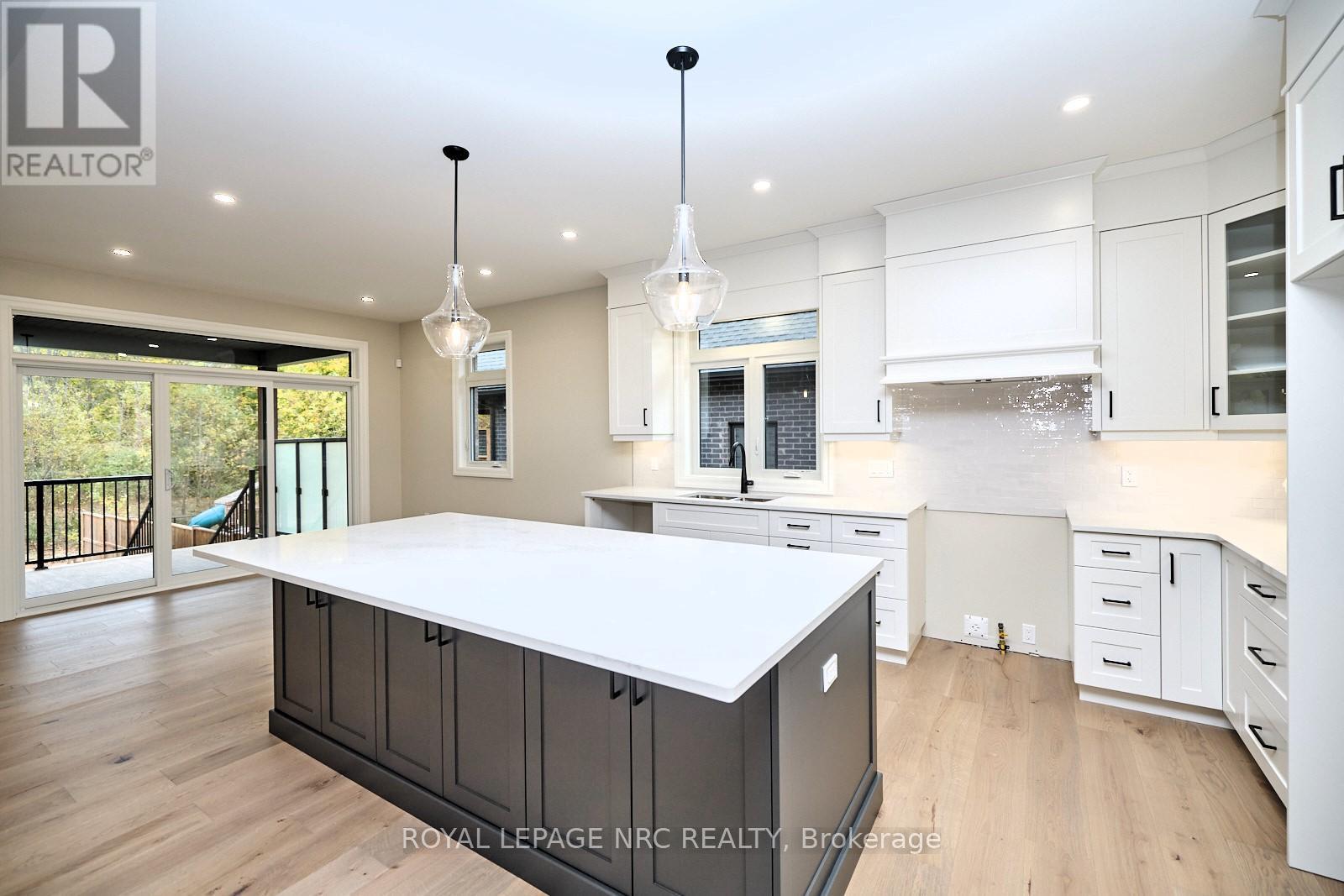












1125 BALFOUR STREET

,
Pelham (Fenwick),




Ontario
L0S1C0

