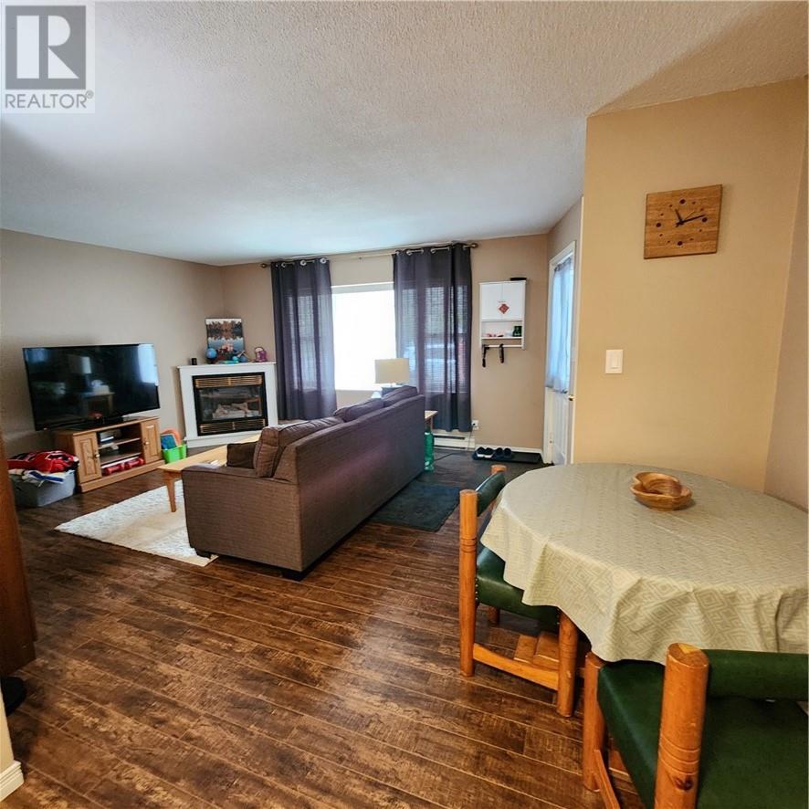 












56 Notre Dame Street

,
Azilda,




Ontario
P0M1B0

