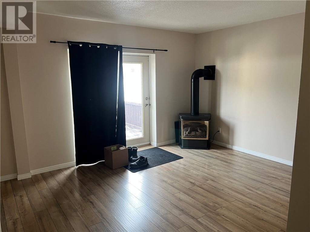 












56 Notre Dame Street

,
Azilda,




Ontario
P0M1B0

