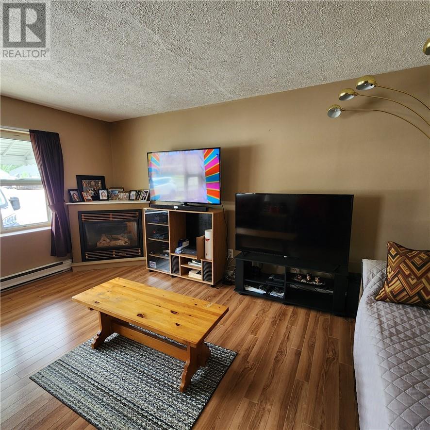 












56 Notre Dame Street

,
Azilda,




Ontario
P0M1B0

