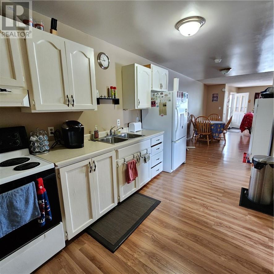 












56 Notre Dame Street

,
Azilda,




Ontario
P0M1B0

