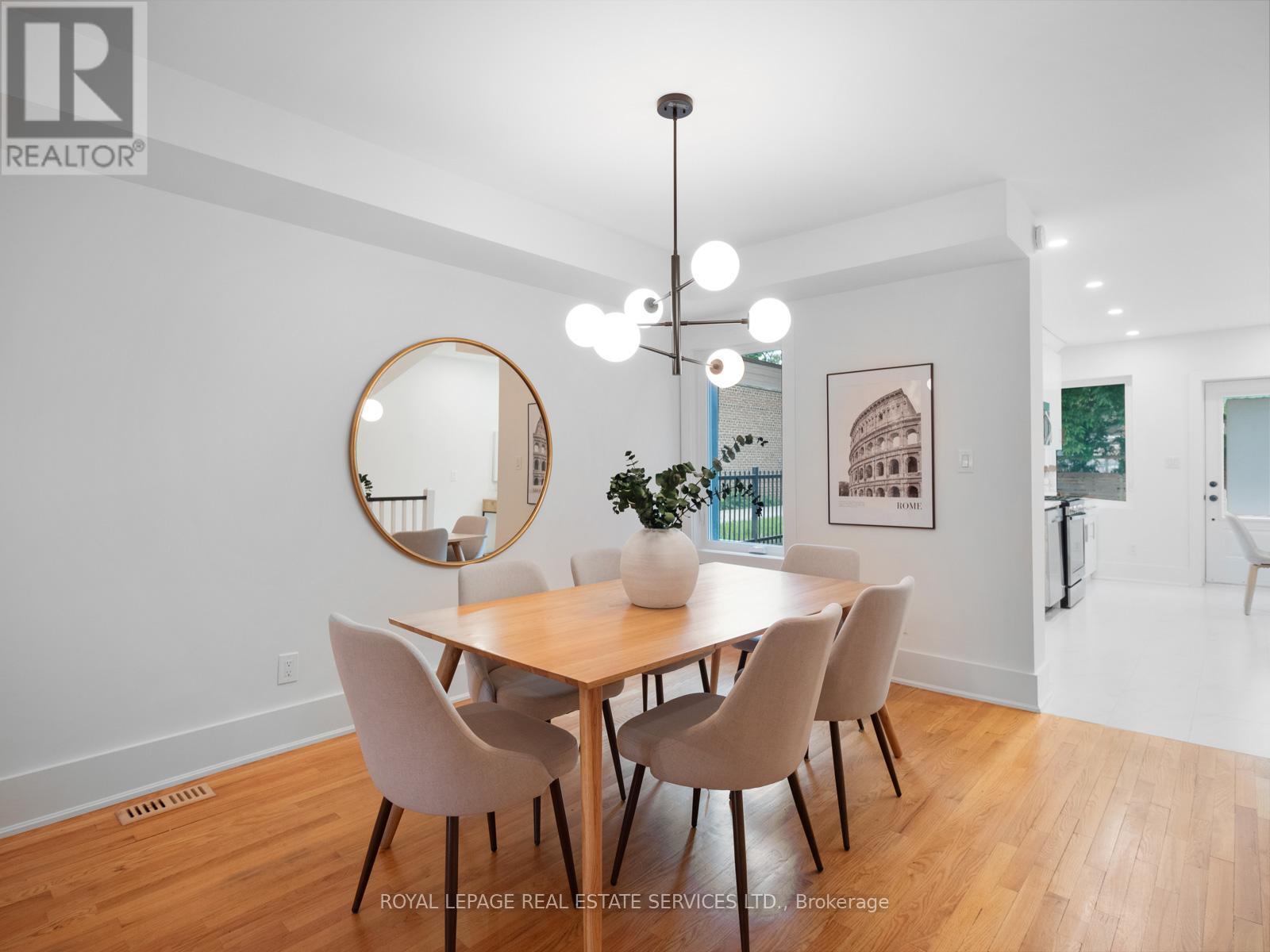 












193 CAMPBELL AVENUE

,
Toronto,




Ontario
M6P3V5

