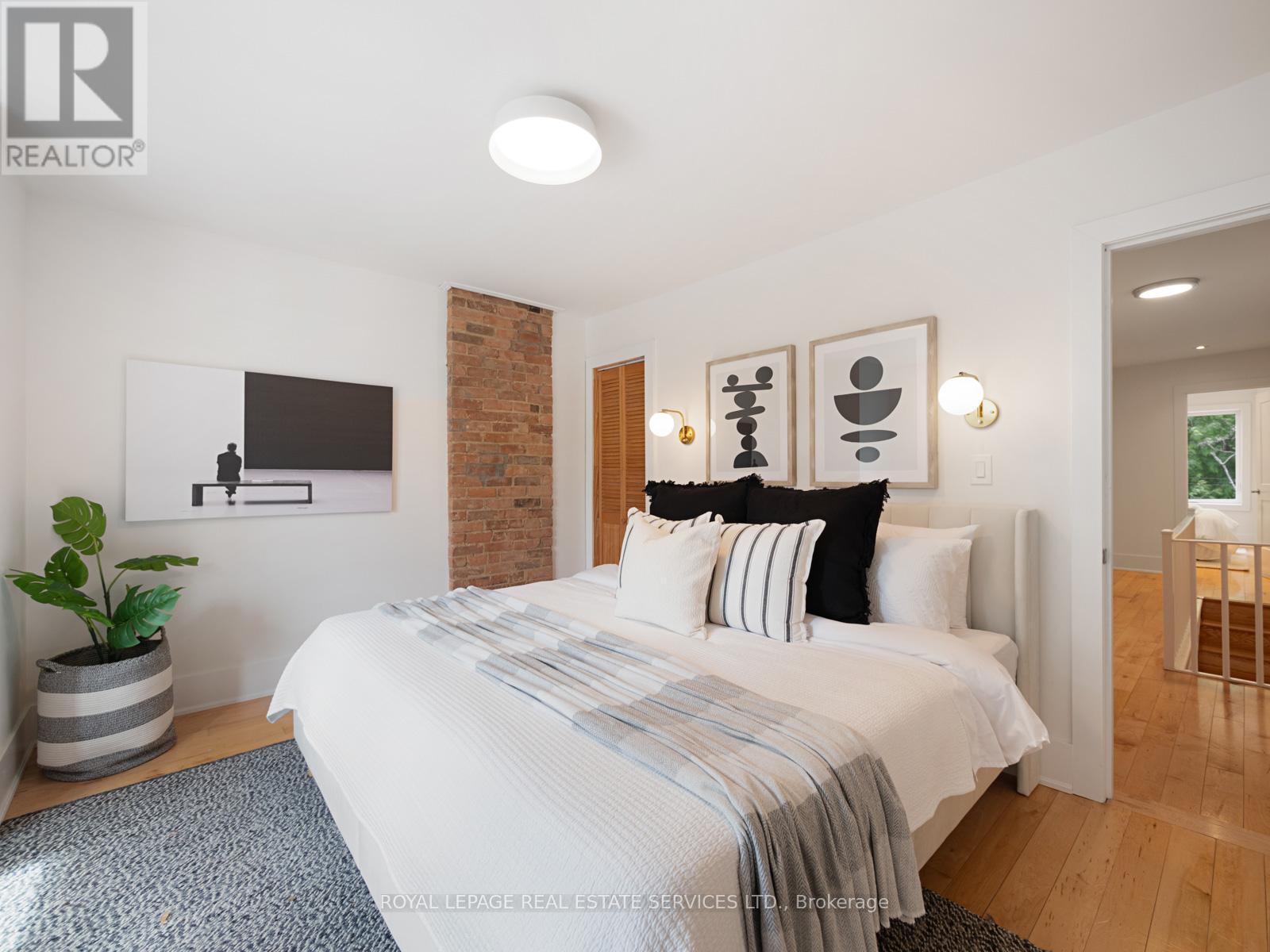 












193 CAMPBELL AVENUE

,
Toronto,




Ontario
M6P3V5

