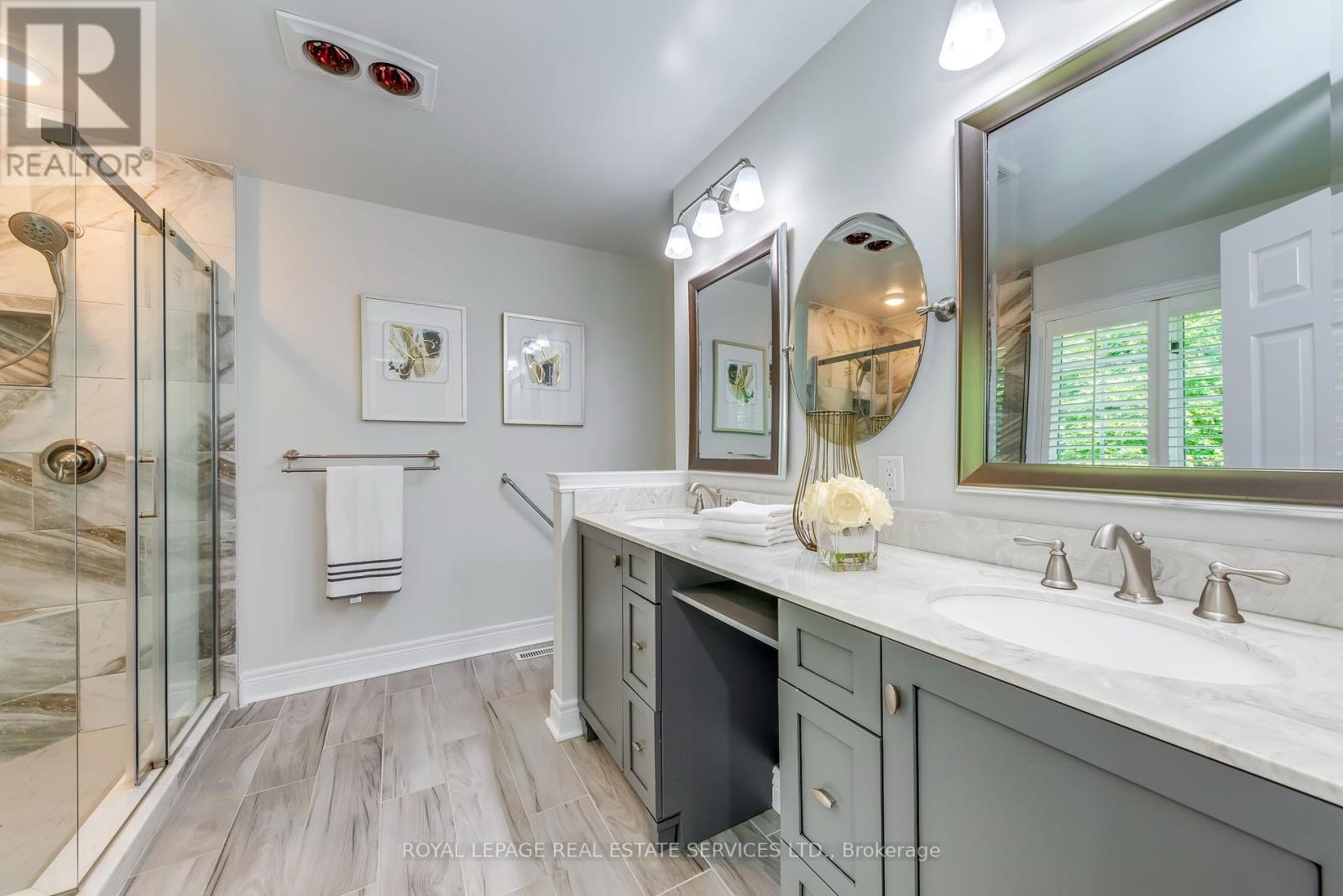 












10 - 2303 HILL RIDGE COURT

,
Oakville,




Ontario
L6M3N3

