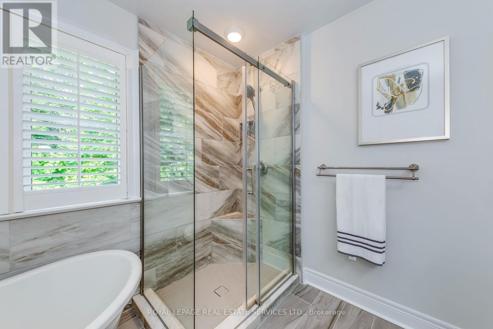 












10 - 2303 HILL RIDGE COURT

,
Oakville,




Ontario
L6M3N3

